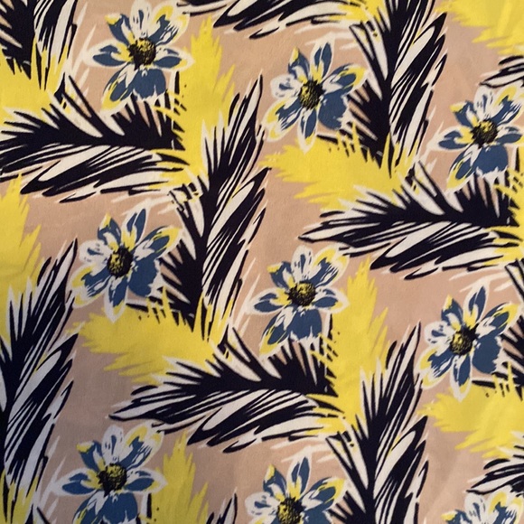 J.Crew 100% Silk Floral Halter Cami – Size 2 - Picture 3 of 4